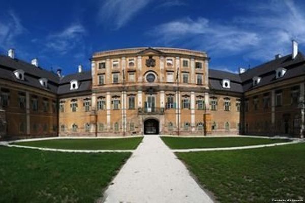 Levay Villa Hotel (Miskolc)